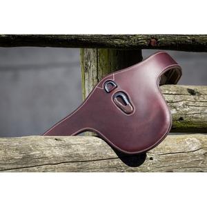 sam1045br-leather-girth-for-horse-carabiner-hfi-brown