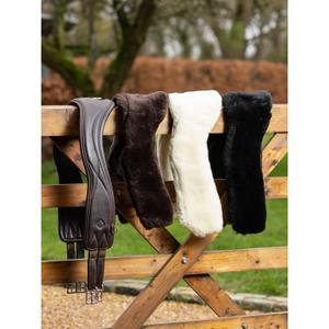 it05796003-merino-wool-jumping-saddle-girth-cover-for-horses-lemieux-anatomic-black