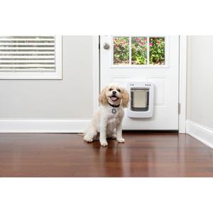 cy0418-connected-dog-cat-flap-petsafe-smartdoor-white-m